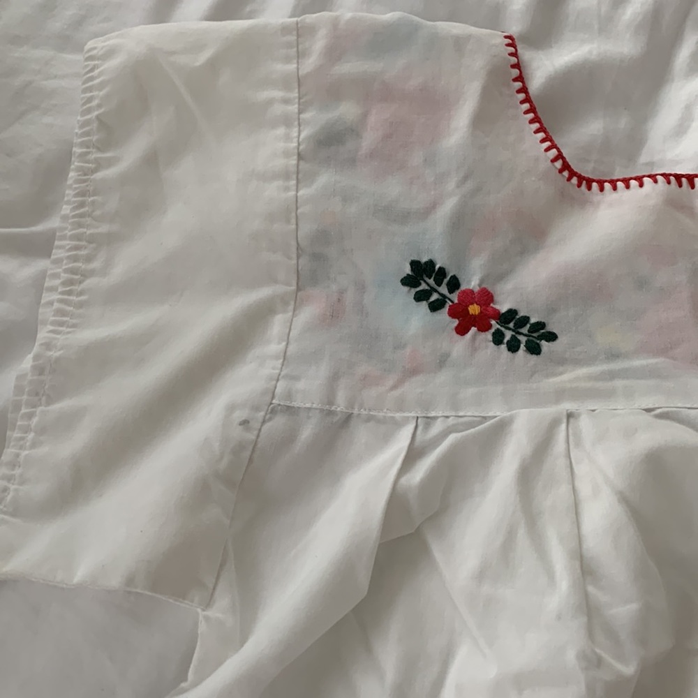 Mexican Embroidered Top White - Picture 10 of 10